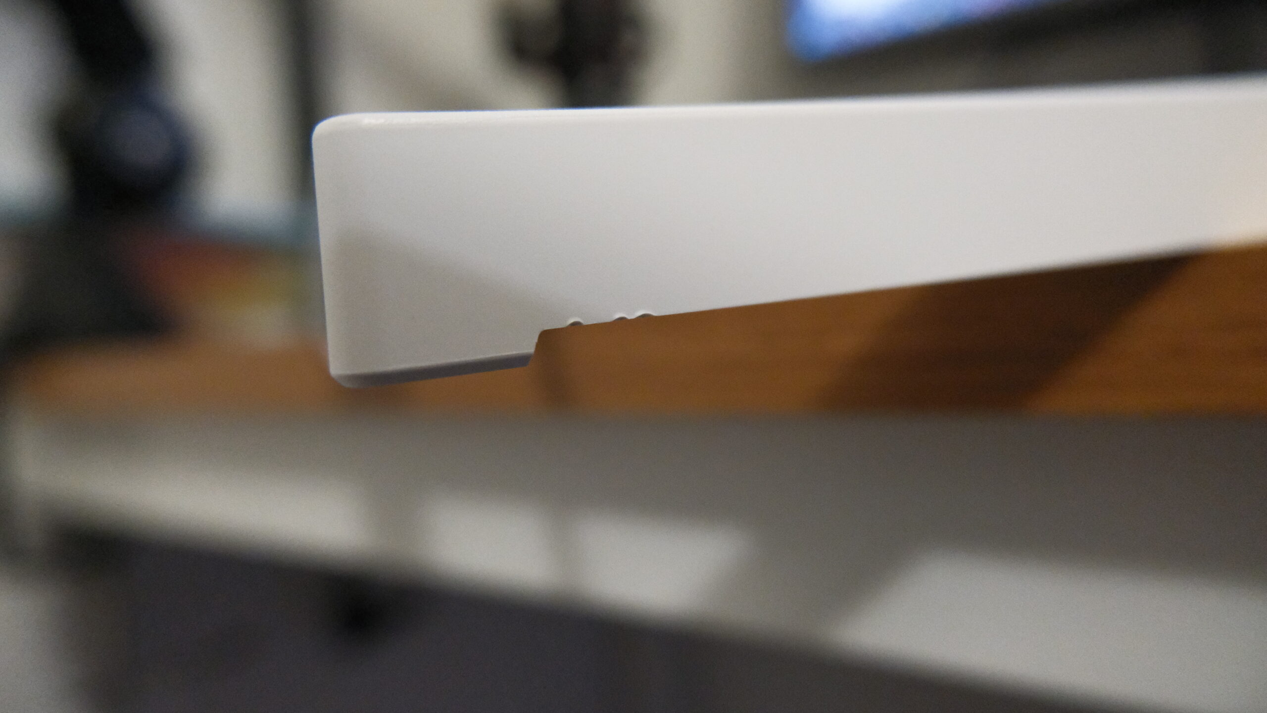 Akko 5075B VIA cheap plastic case