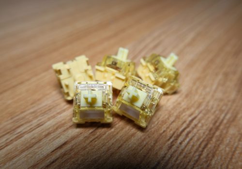 Akko Creamy Yellow Pro (V5)