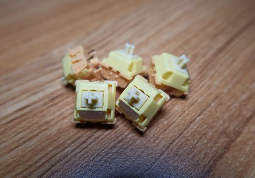 Akko Creamy Yellow U1